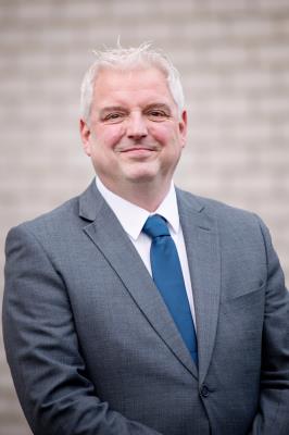 E. Geurts