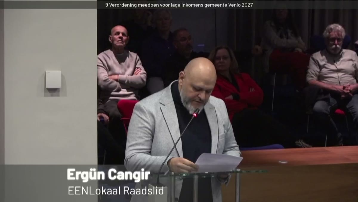 Beeld uit de opname van de raadsvergadering van Venlo