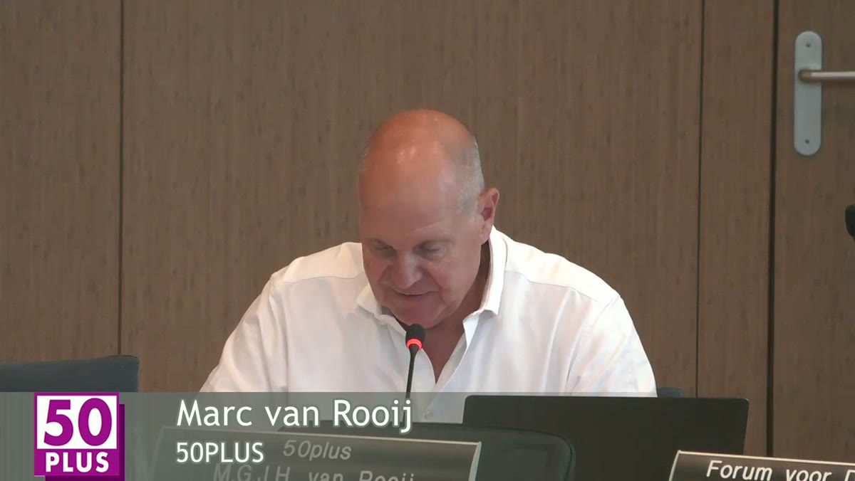 Beeld uit de opname van de statencommissie economie, mobiliteit en samenleving (ems) van Flevoland