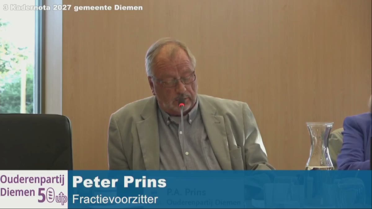 Beeld uit de opname van de gemeenteraadsvergadering van Diemen