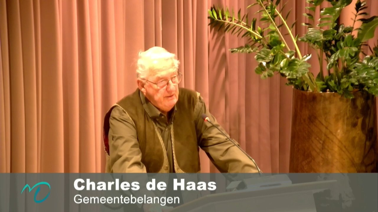 Beeld uit de opname van de gemeenteraad van Midden-Drenthe