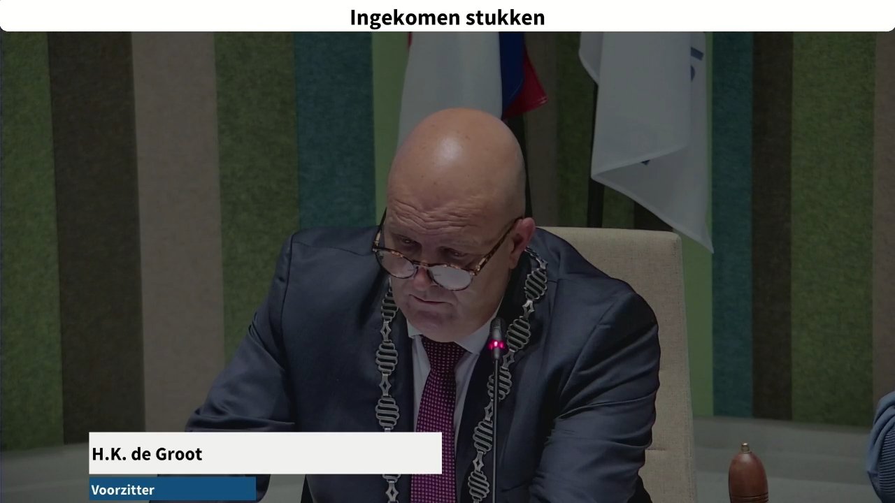 Beeld uit de opname van de raadsvergadering van Steenwijkerland