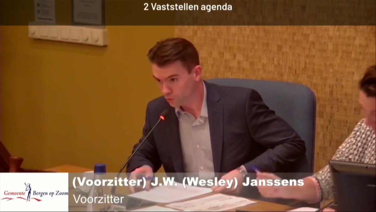 Beeld uit de opname van de commissie (algemeen) van Bergen op Zoom
