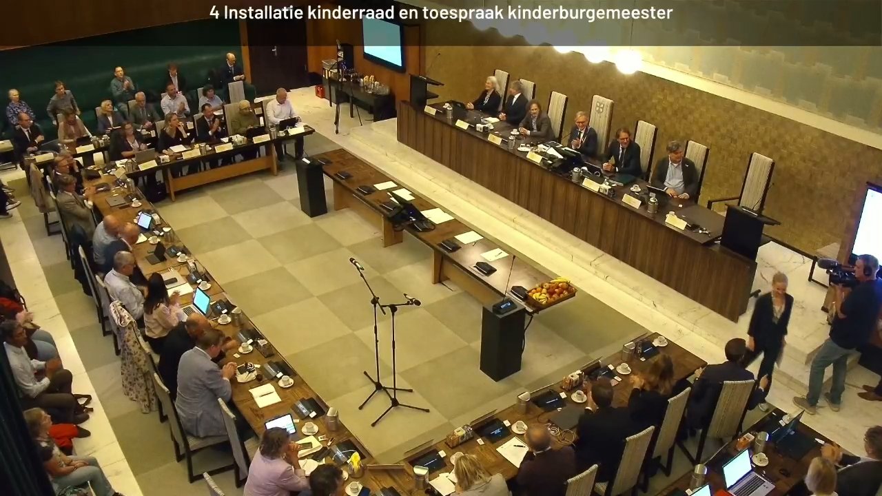 Beeld uit de opname van de gemeenteraad van Hilversum