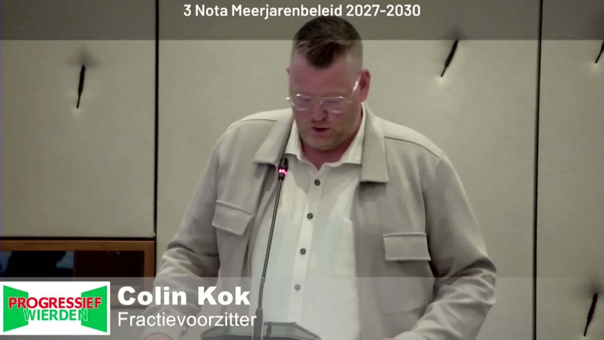 Beeld uit de opname van de gemeenteraad van Wierden