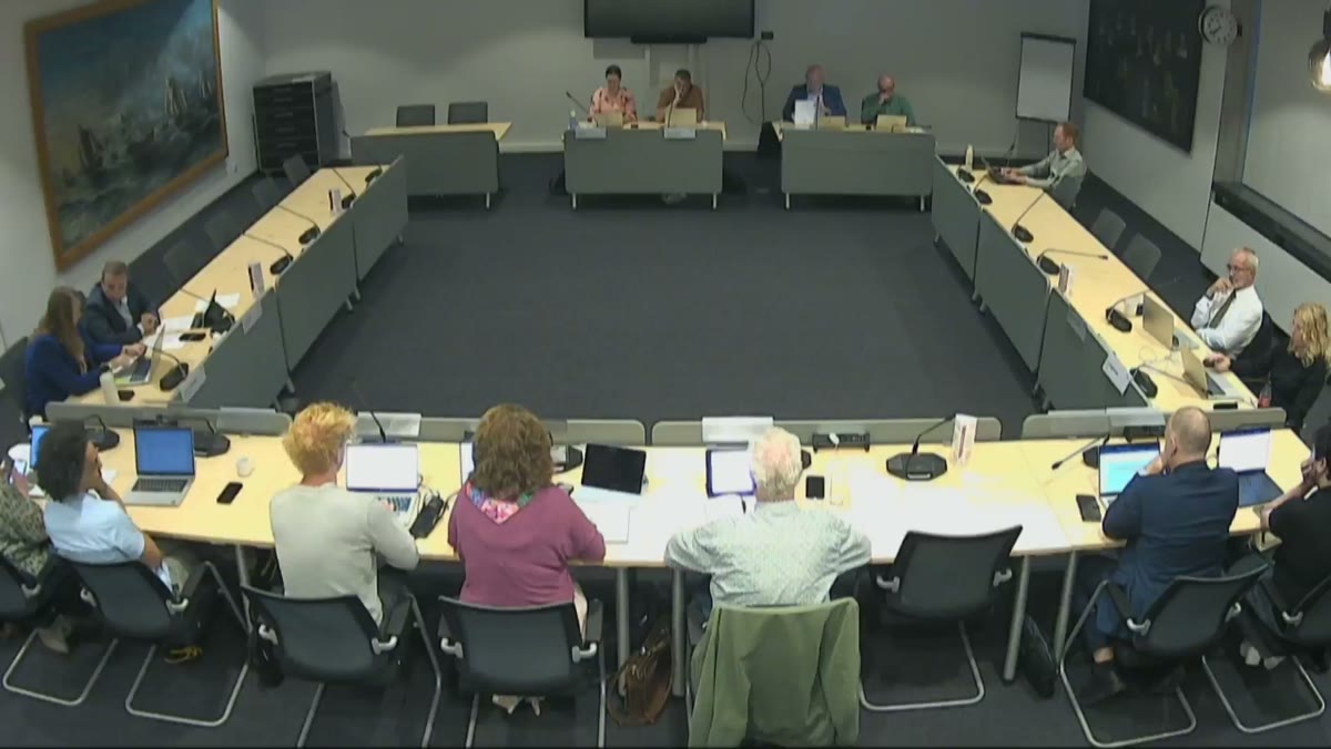 Beeld uit de opname van de de buys van Maassluis
